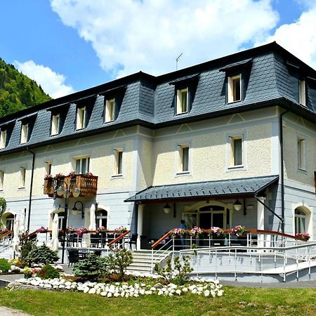 Hotel Saisera วาลบรูนา ภายนอก รูปภาพ