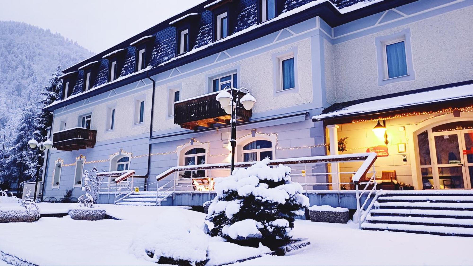 Hotel Saisera วาลบรูนา ภายนอก รูปภาพ